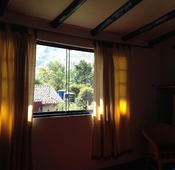 اتاق استاندارد چهار تخته, La Casita De Mi Abuela