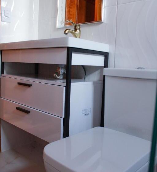 סוויטה עם מרפסת, Pousada Villa Paty Campos Do Jordão