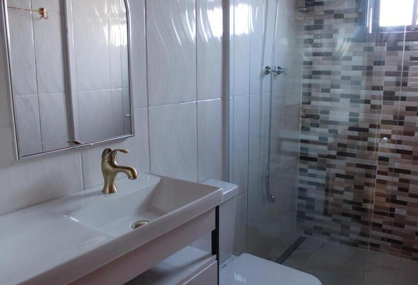 סוויטה עם מרפסת, Pousada Villa Paty Campos Do Jordão