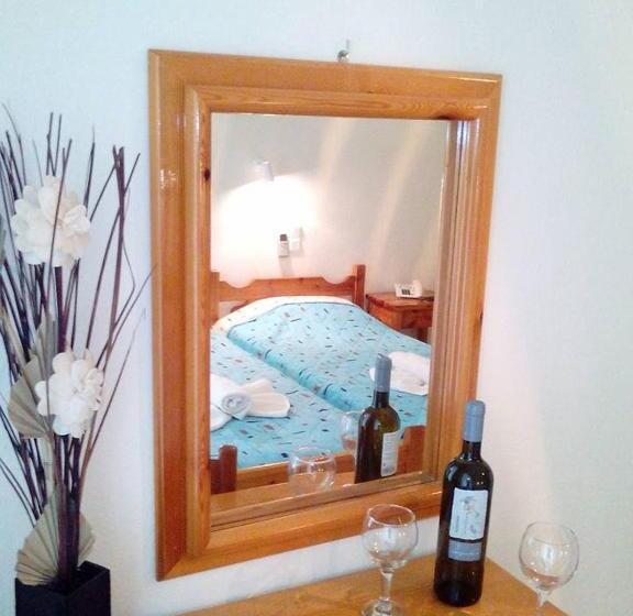 חדר סטודיו סטנדרד, Orion Studios