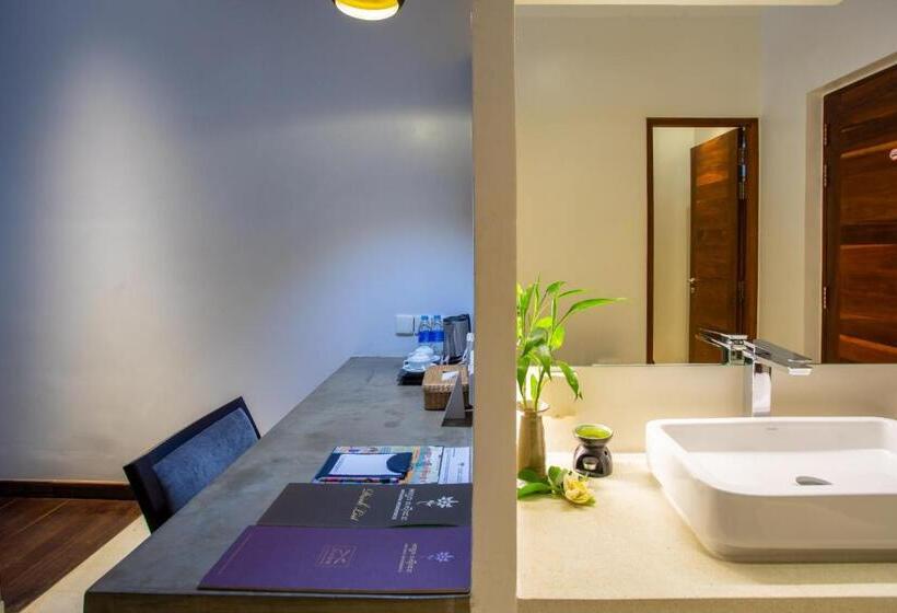 اتاق اجرایی, Apsara Residence