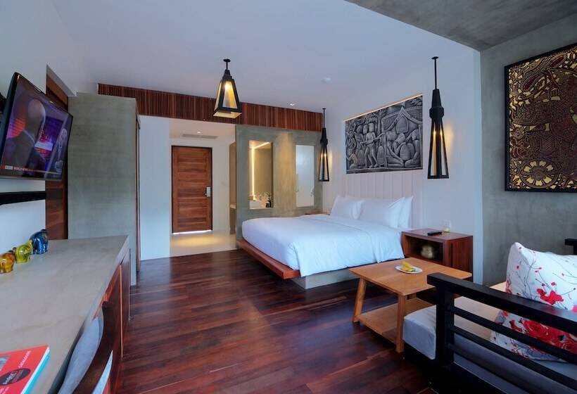 اتاق لوکس با چشم‌انداز استخر, Apsara Residence