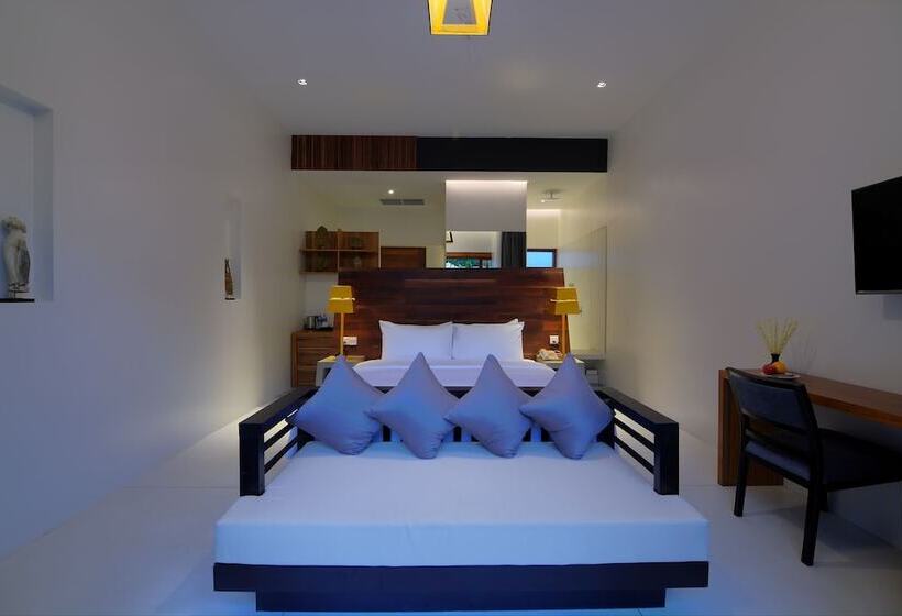 اتاق استاندارد با چشم‌انداز استخر, Apsara Residence