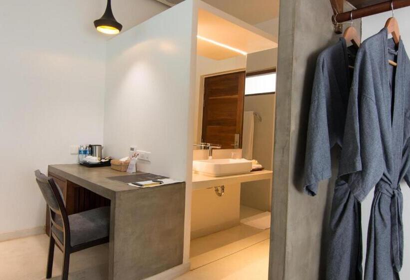 اتاق اجرایی, Apsara Residence