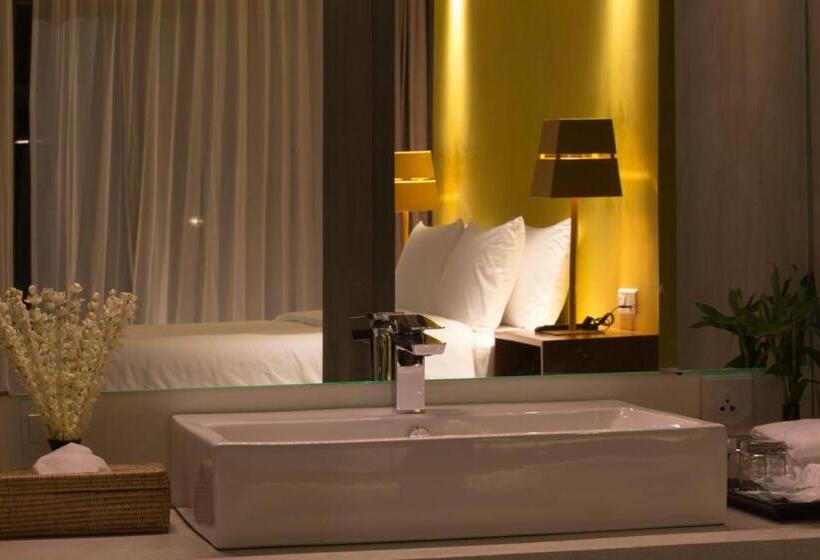 سوئیت با بالکن, Apsara Residence