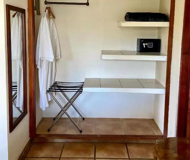 Deluxe-huone Parveke, Cantarana