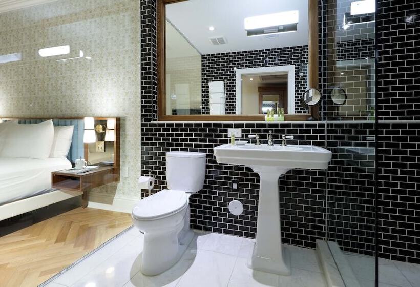 غرفة تنفيذية, Eurostars Langford