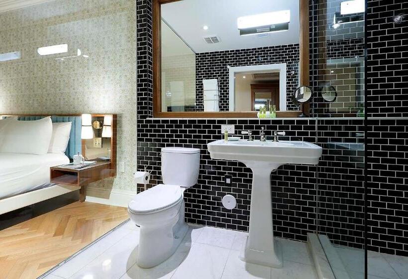 غرفة تنفيذية, Eurostars Langford