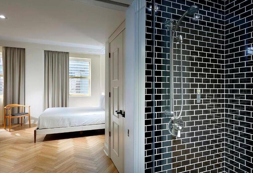 غرفة قياسية متصلة, Eurostars Langford