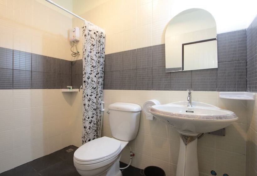 スタンダードスタジオ, Him Doi House