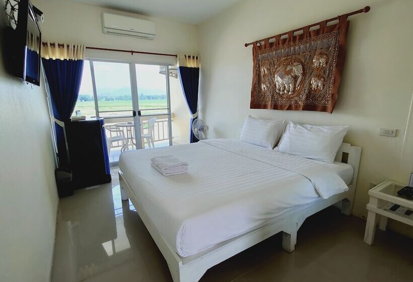 スタンダードスタジオ, Him Doi House