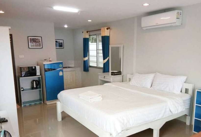 デラックスルーム, Him Doi House