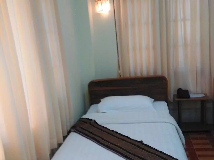 اتاق استاندارد یک نفره, Inle Star