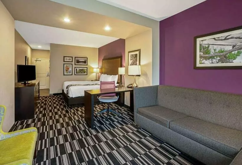 キングサイズベッドのエクゼクティブルーム, La Quinta By Wyndham Tumwater   Olympia