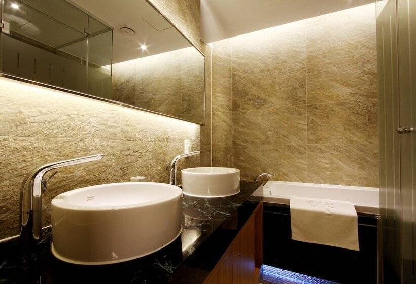 غرفة قياسية, Royal Prime