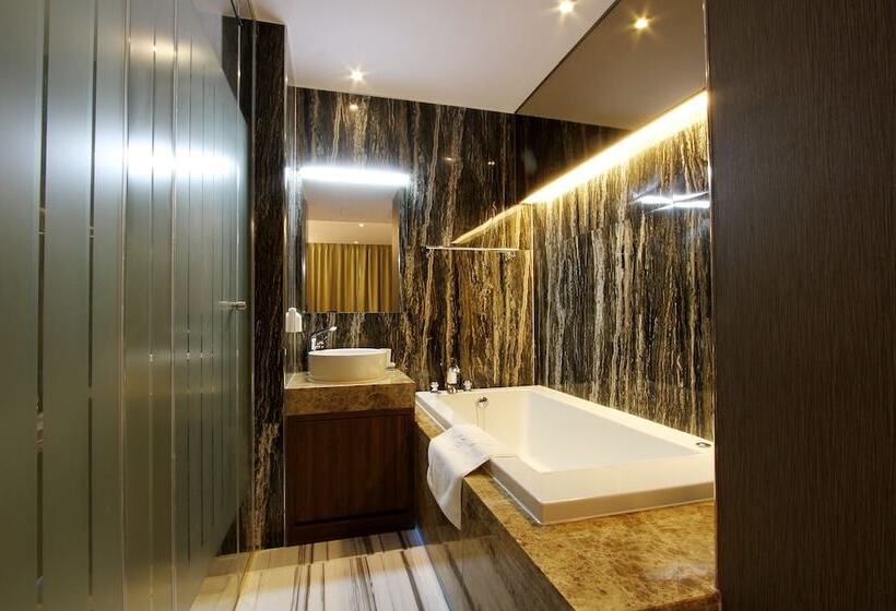 غرفة قياسية, Royal Prime