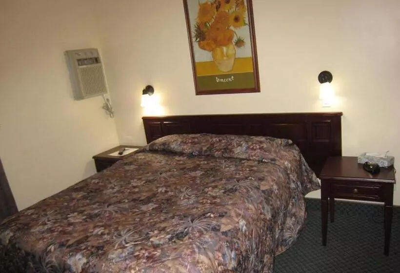 キングサイズベッドのスタンダードルーム, Johnny's Motel