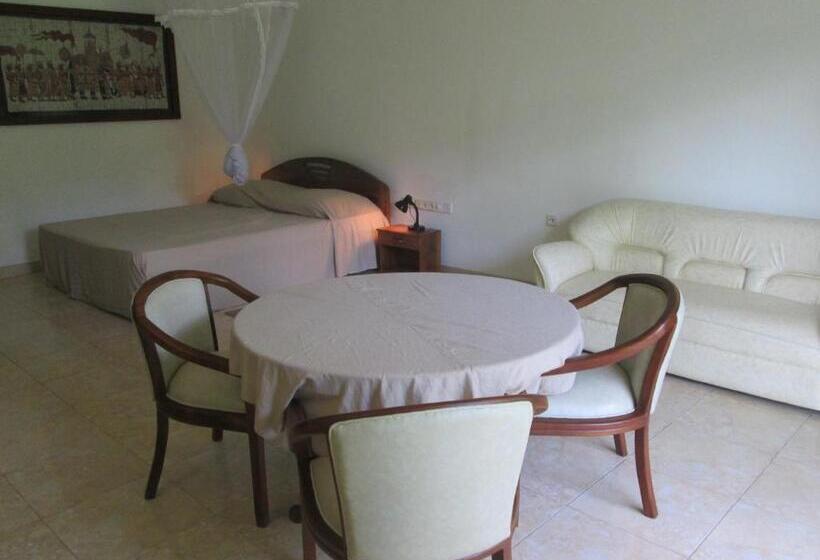 디럭스 룸, Raja Beach