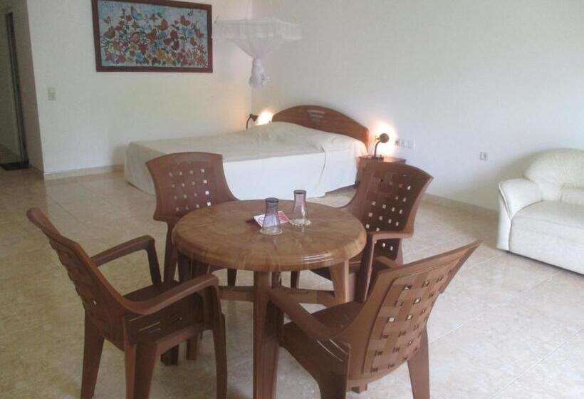 스탠다드 발코니 룸, Raja Beach