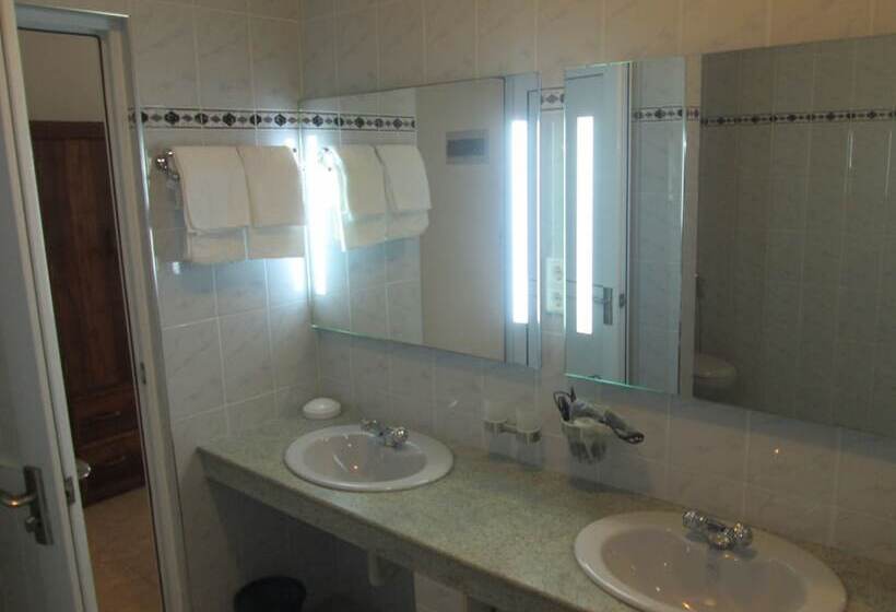 스탠다드 발코니 룸, Raja Beach