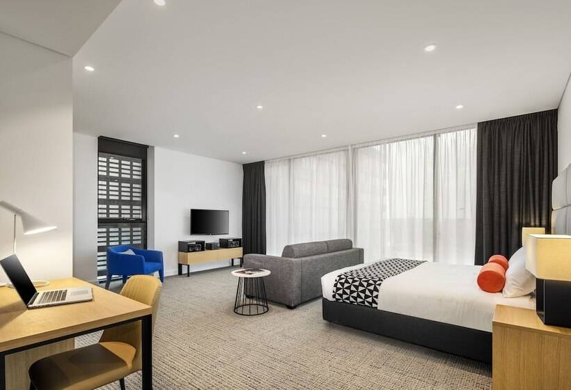 Escritório Deluxe, Quest St Leonards