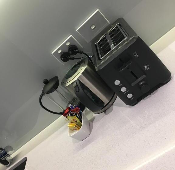 标准工作室, Quest St Leonards