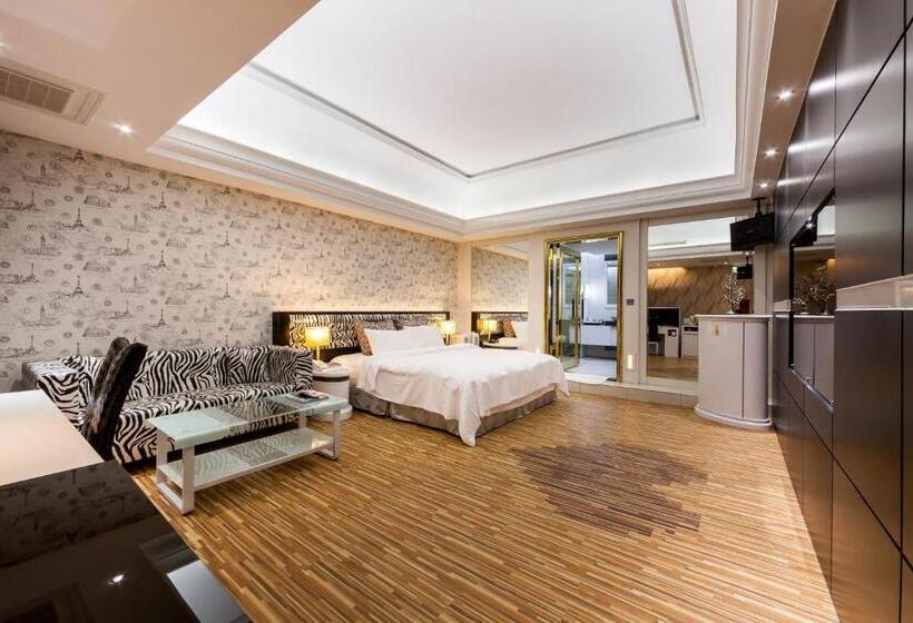 اتاق استاندارد, Soho Motel
