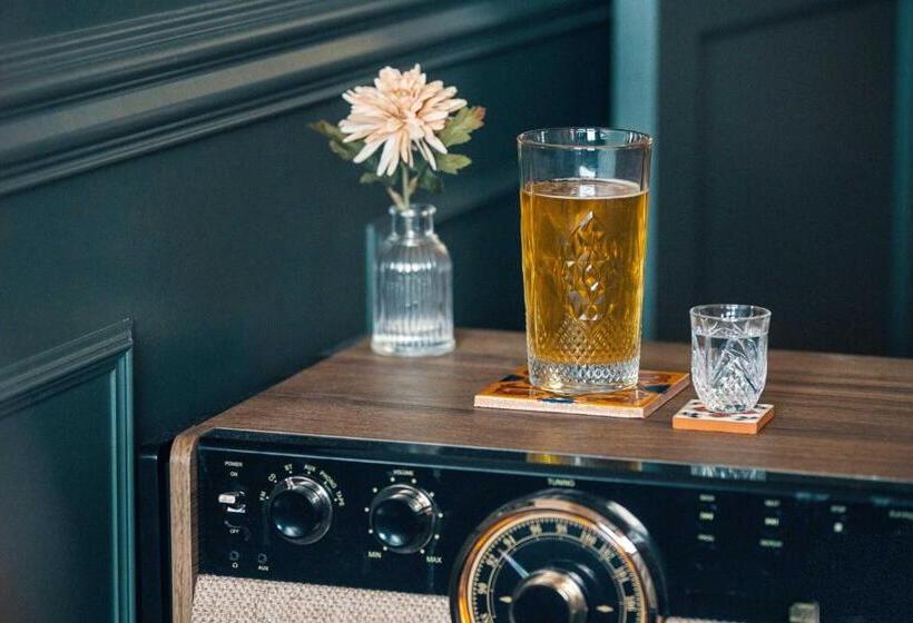 جناح, El Caminante Bar & Bungalows