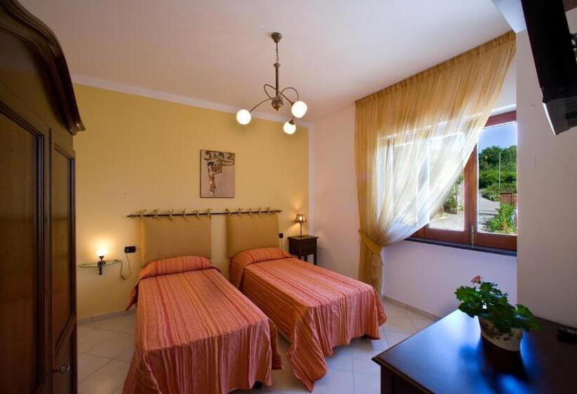 标准间, Casa Pendola