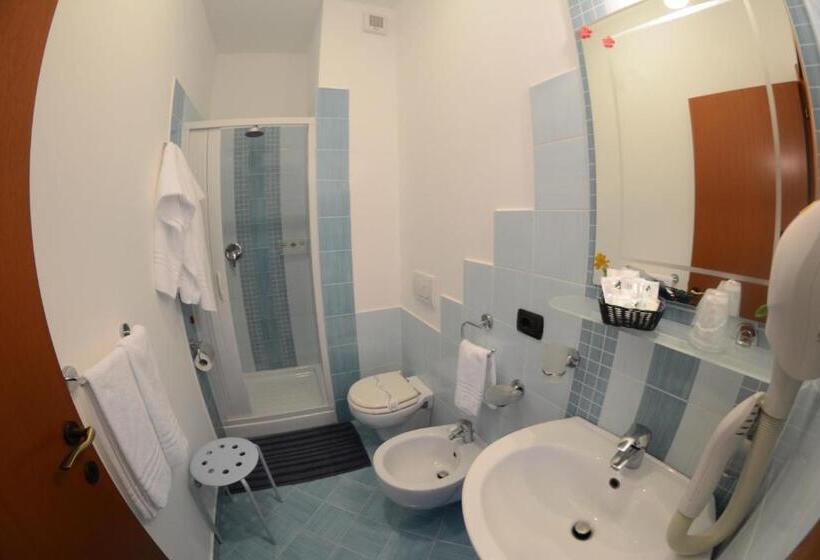 带阳台的豪华间, Casa Pendola