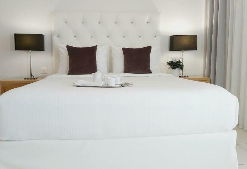 浪漫感的房间, Akrogiali Exclusive