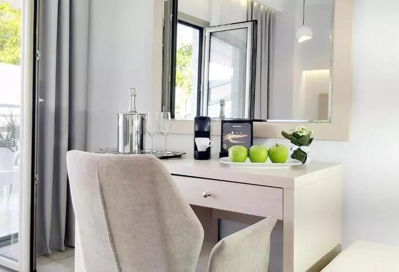 Superior-huone, Akrogiali Exclusive