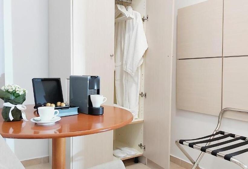 带园景的小型套房, Akrogiali Exclusive