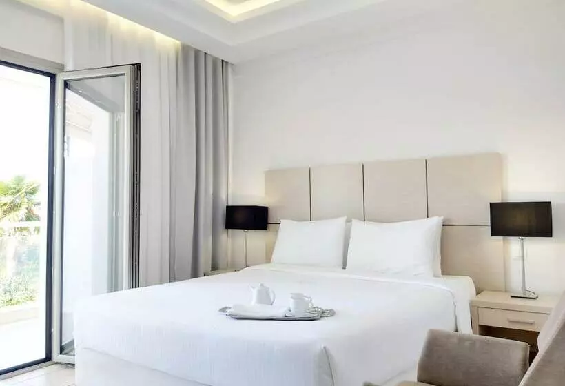 Superior-huone, Akrogiali Exclusive