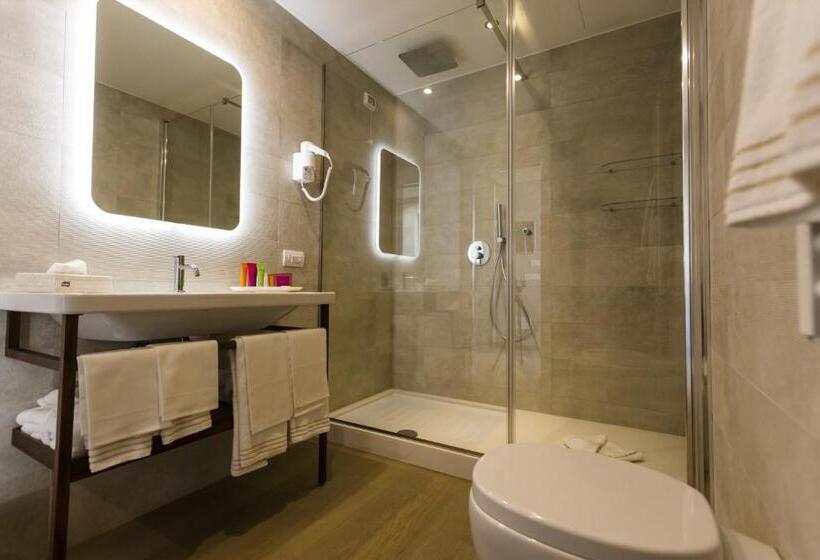 Номер Deluxe с Террасой, Calaponte