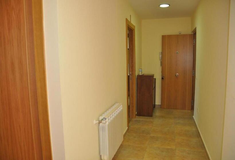 Suite 3 Dormitorios, De Alba