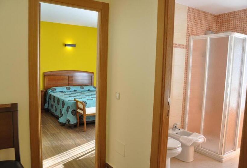 4인용 스탠다드 룸, De Alba