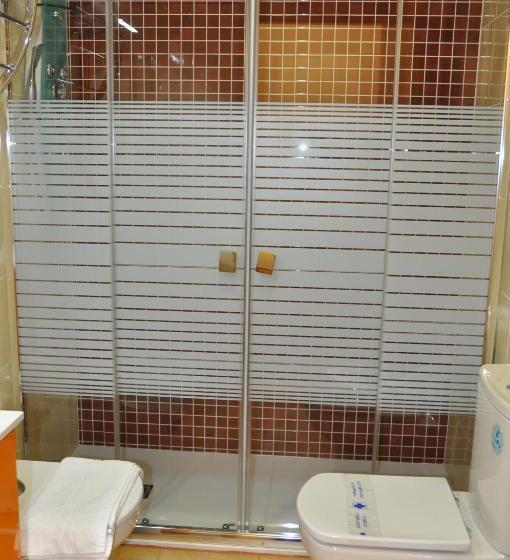 스탠다드 룸, De Alba