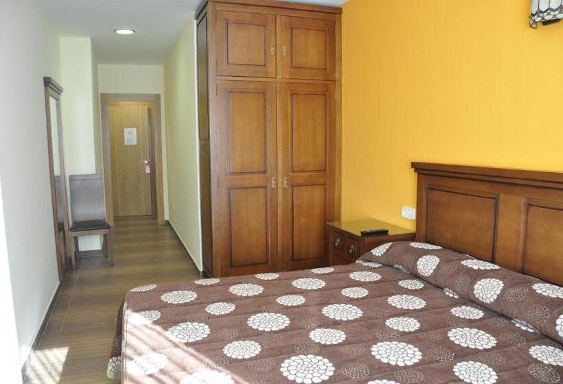 스탠다드 룸, De Alba