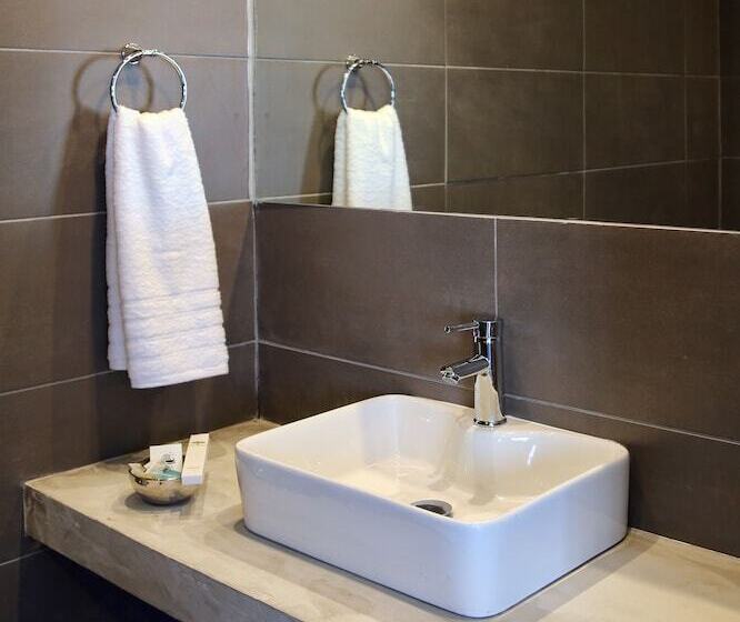 חדר סופריור לשלושה עם נוף לים, Design Architectonika