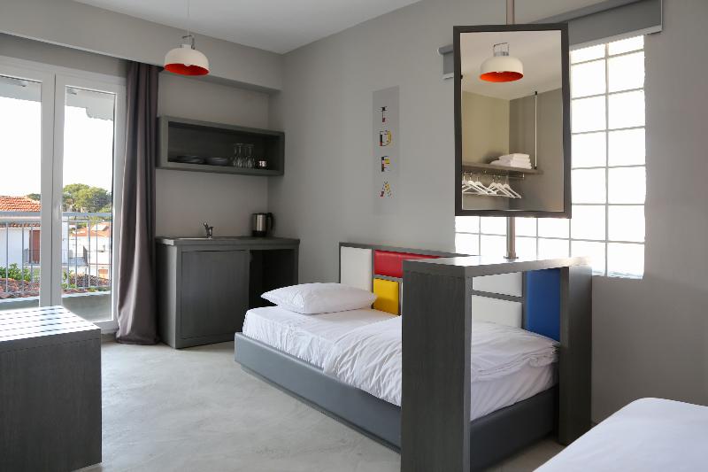 חדר סטנדרט לשלושה עם מרפסת, Design Architectonika