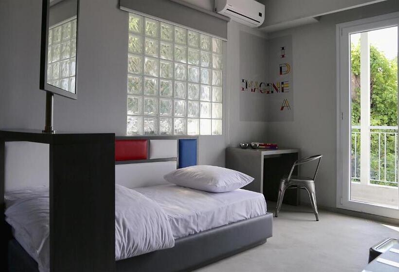 חדר סטנדרט לשלושה, Design Architectonika