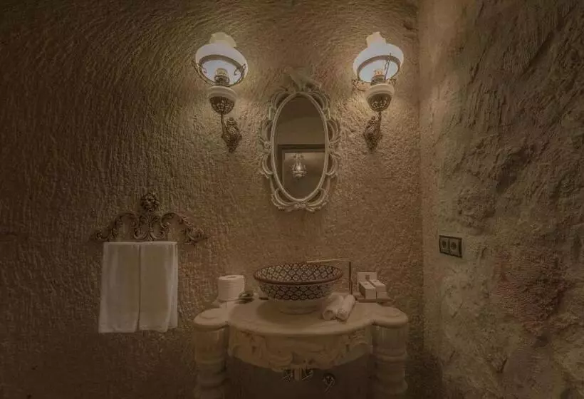 スタンダードルーム, Cave Suites Cappadocia, Curio Collection by Hilton