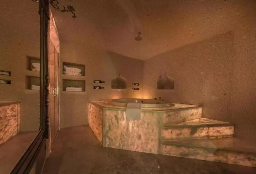 スタンダードルーム, Cave Suites Cappadocia, Curio Collection by Hilton