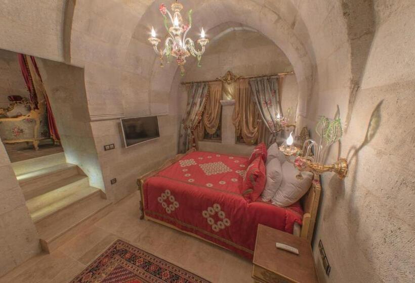 سوییت جونیور, Elika Cave Suites & Spa