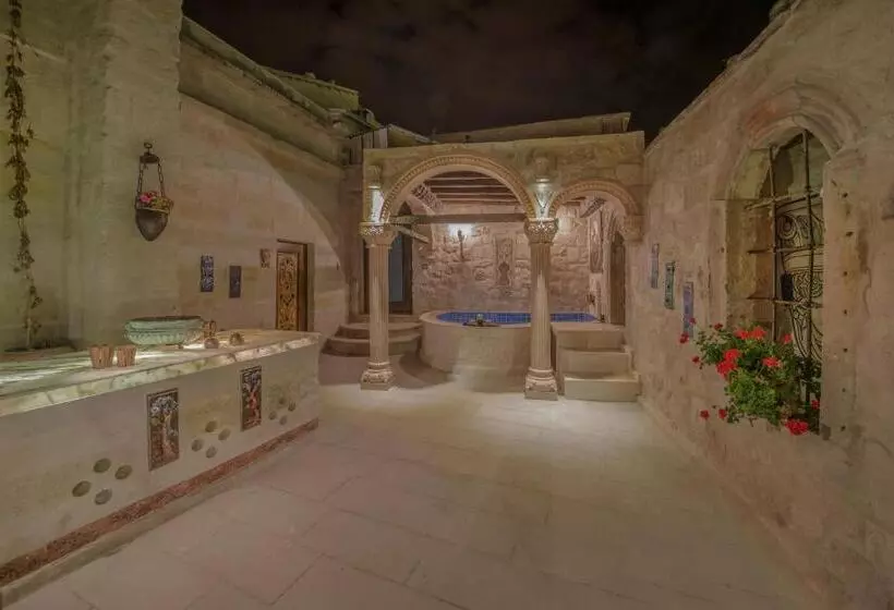 テラス付スイート, Cave Suites Cappadocia, Curio Collection by Hilton
