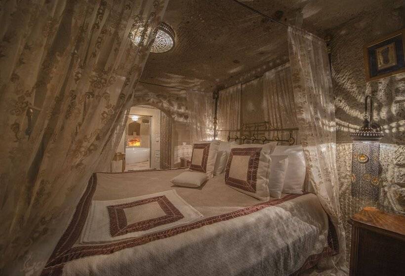 סוויטת ג'וניור, Elika Cave Suites & Spa