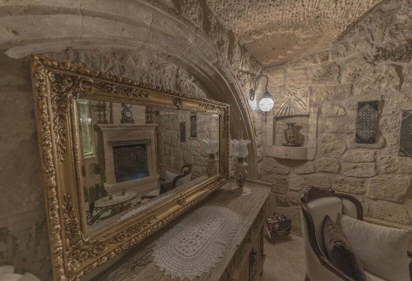 סוויטת ג'וניור, Elika Cave Suites & Spa