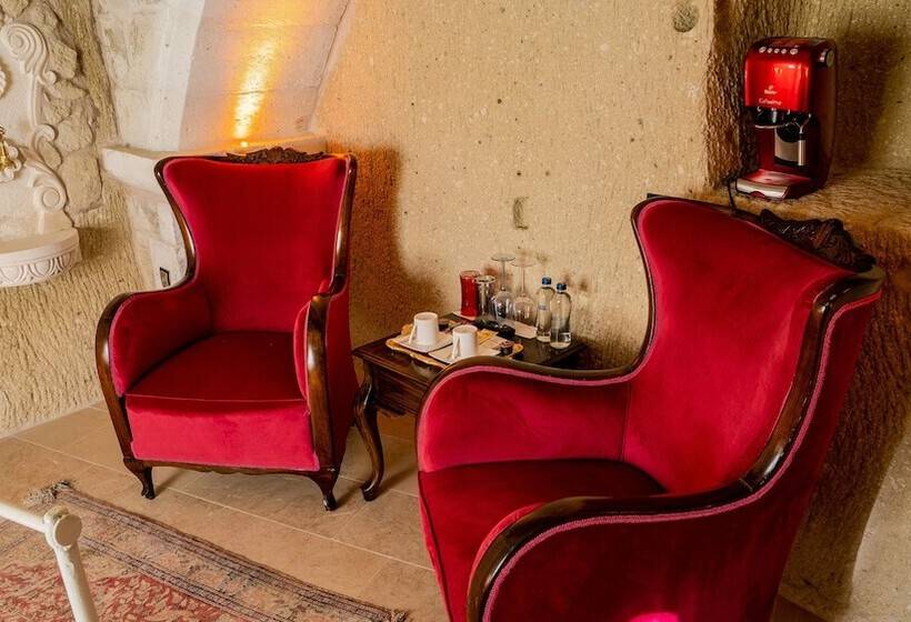 سوییت, Elika Cave Suites & Spa
