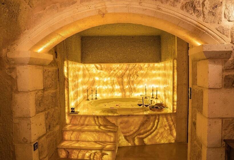 סוויטה, Elika Cave Suites & Spa